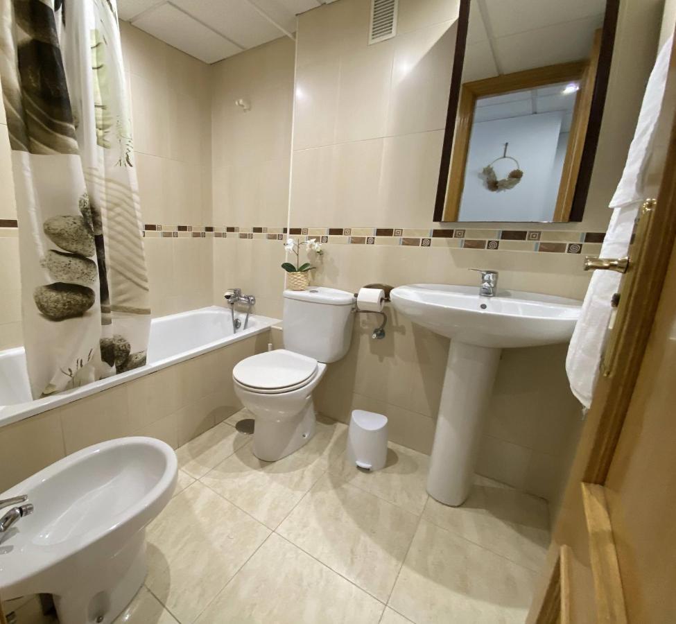 LUNAROOM Center&Quiet Guesthouse Málaga Eksteriør billede